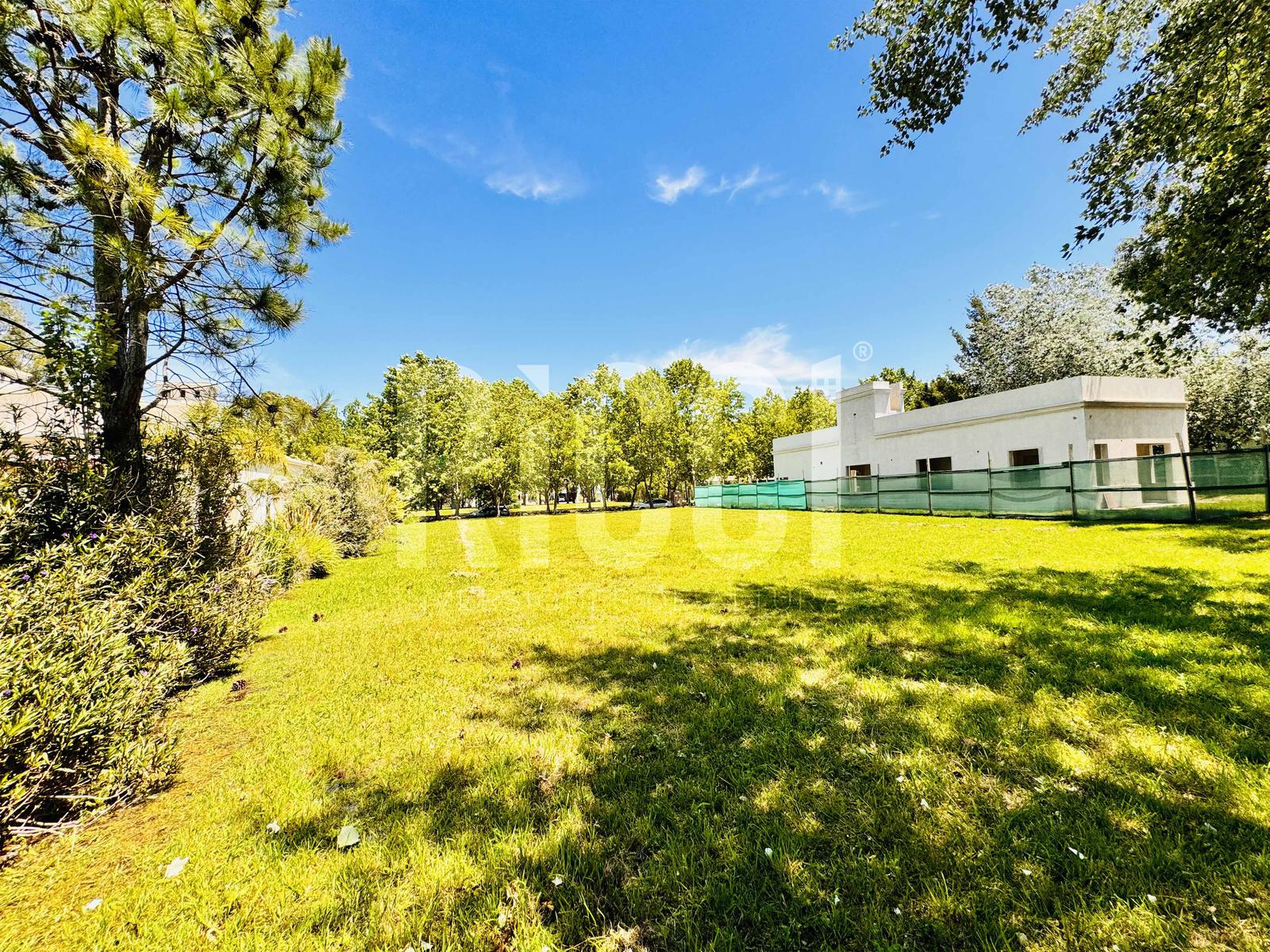 Foto Terreno en Venta en Club Miralagos, Countries/B.Cerrado (La Plata) Lote en venta | Miralagos