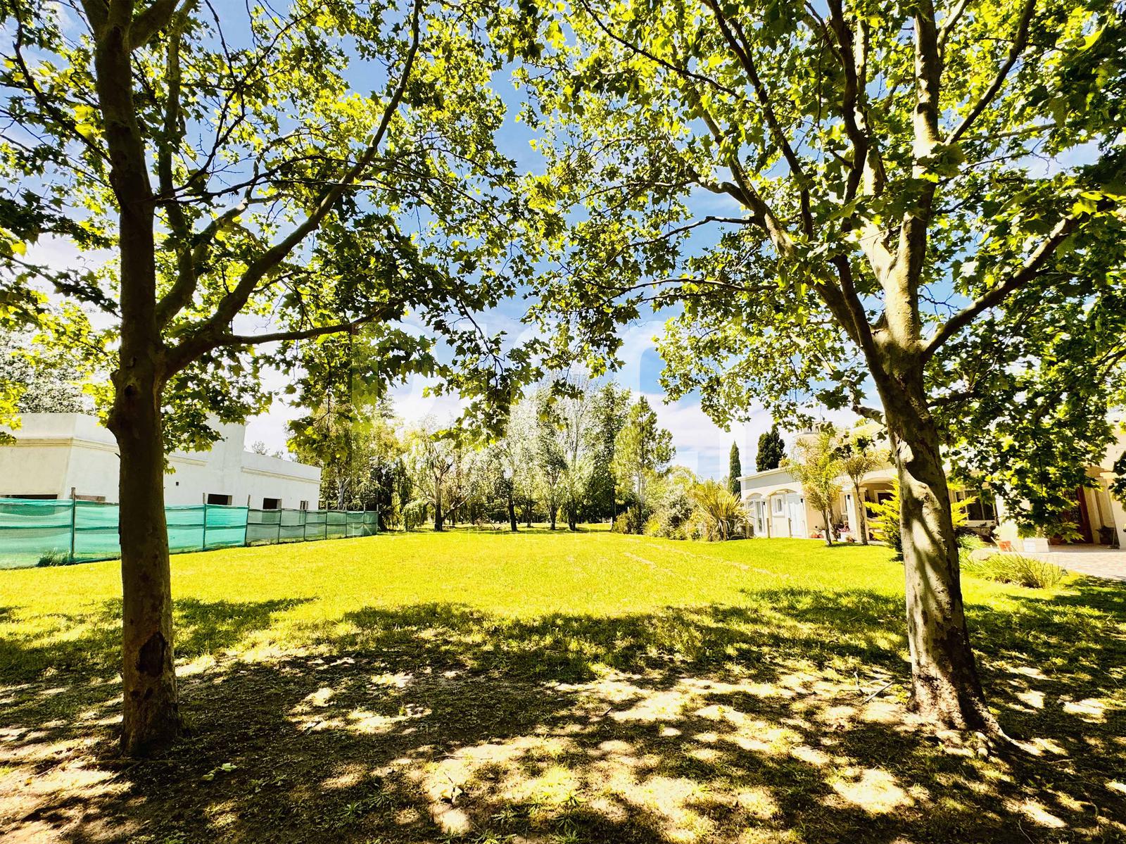 Foto Terreno en Venta en Club Miralagos, Countries/B.Cerrado (La Plata) Lote en venta | Miralagos