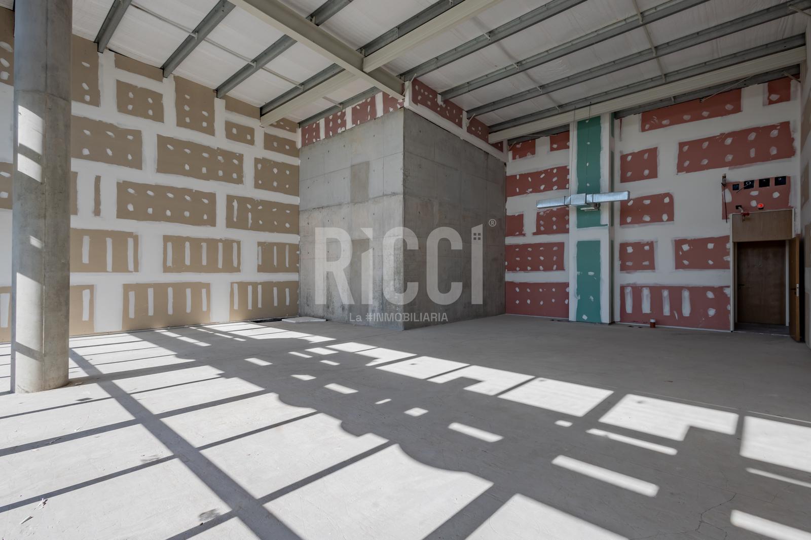 Foto Oficina en Venta en Hudson, Berazategui Au Dr. Ricardo Balbí Km 30