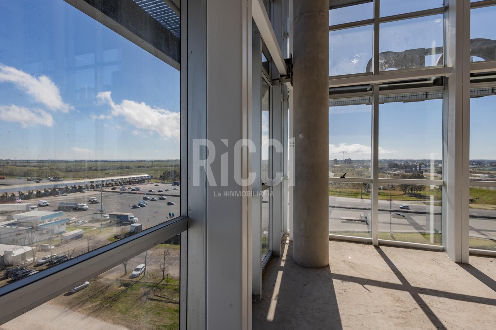 Foto Oficina en Venta en Hudson, Berazategui Au Dr. Ricardo Balbí Km 30