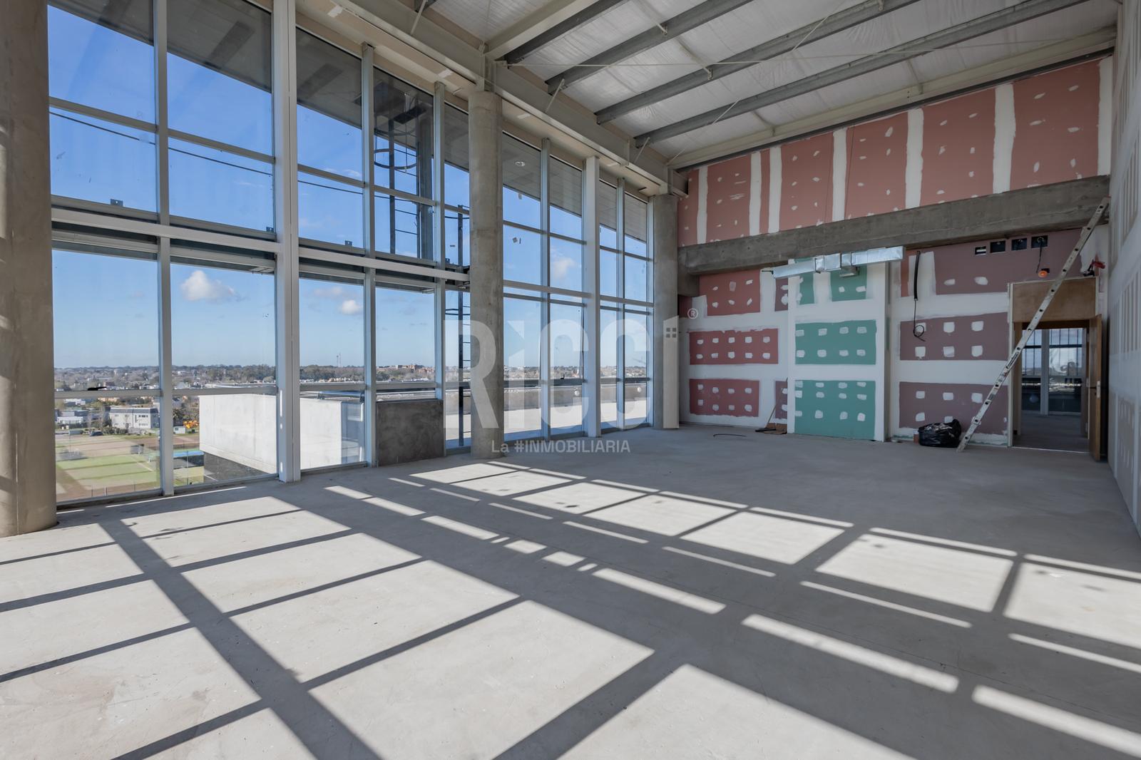 Foto Oficina en Venta en Hudson, Berazategui Au Dr. Ricardo Balbí Km 30