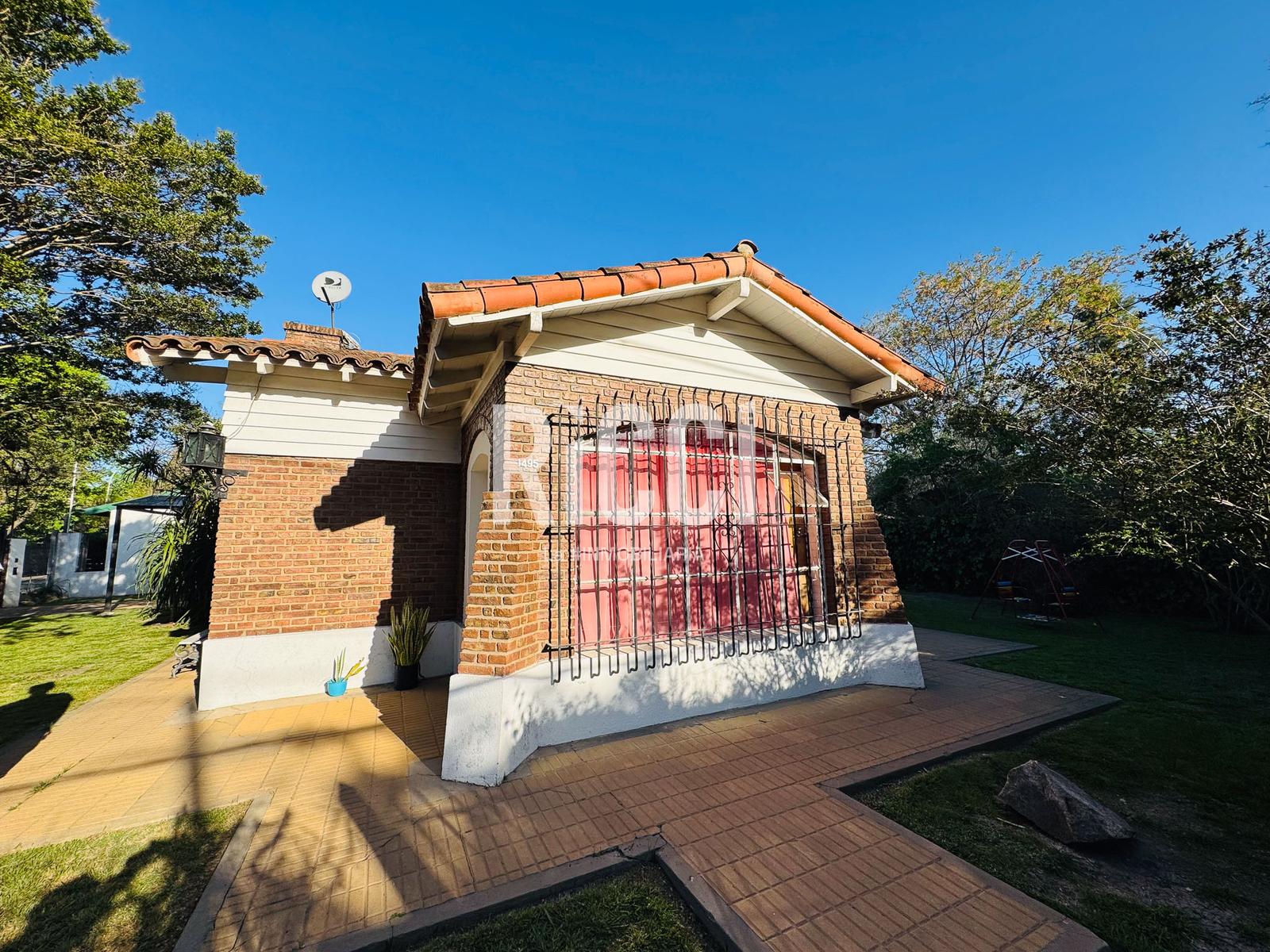 Foto Casa en Venta en Ranelagh, Berazategui Casa en Venta Ranelagh, 3 ambientes Gran parque. calles 365 y 303