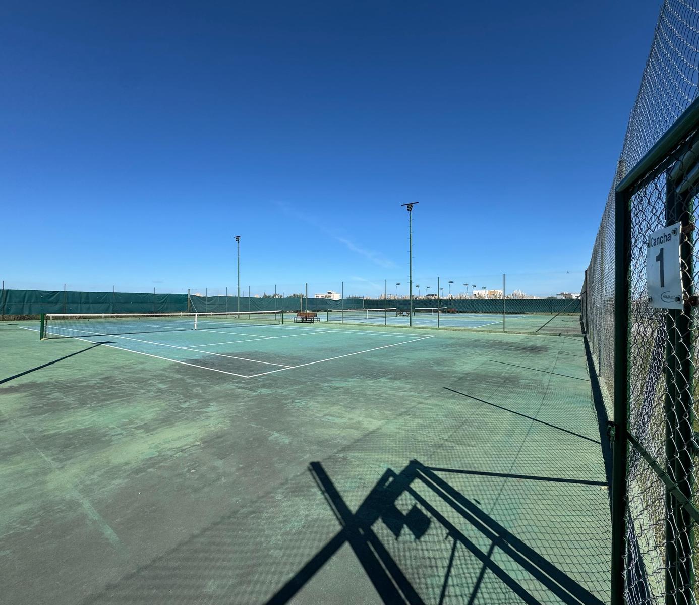 Foto Terreno en Venta en Pueblos del Plata Country Club, Guillermo E Hudson Lote en El Cano, Pueblos del plata, Hudson