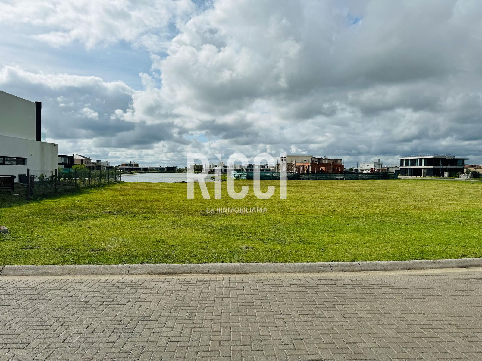 Foto Terreno en Venta en Sebastiano Gaboto, Guillermo E Hudson Lote a la Laguna Sebastian Gaboto, Pueblos del plata, Hudson