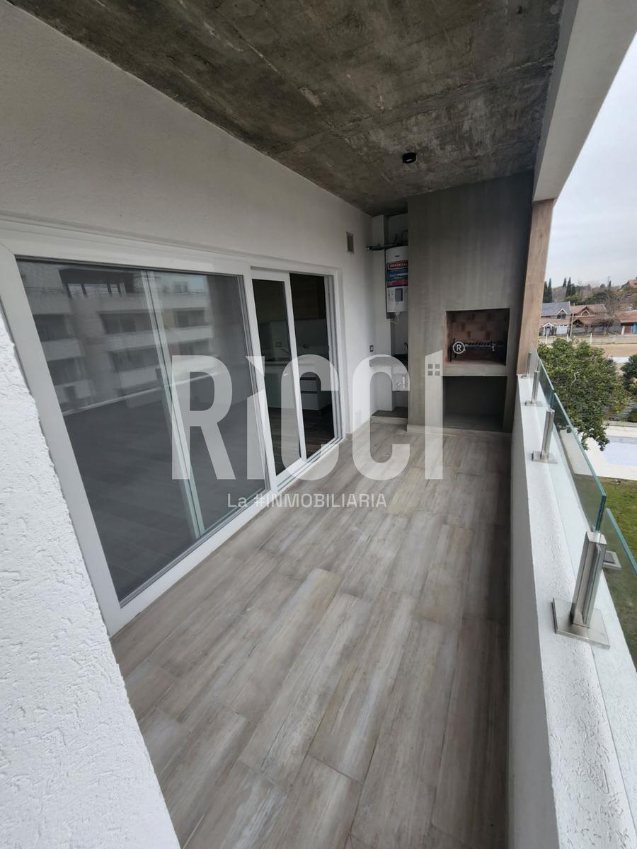 Foto Departamento en Venta en Ranelagh, Berazategui Departamento 3 Ambientes con Cochera, Complejo Magnolias, Ranelagh, Berazategui