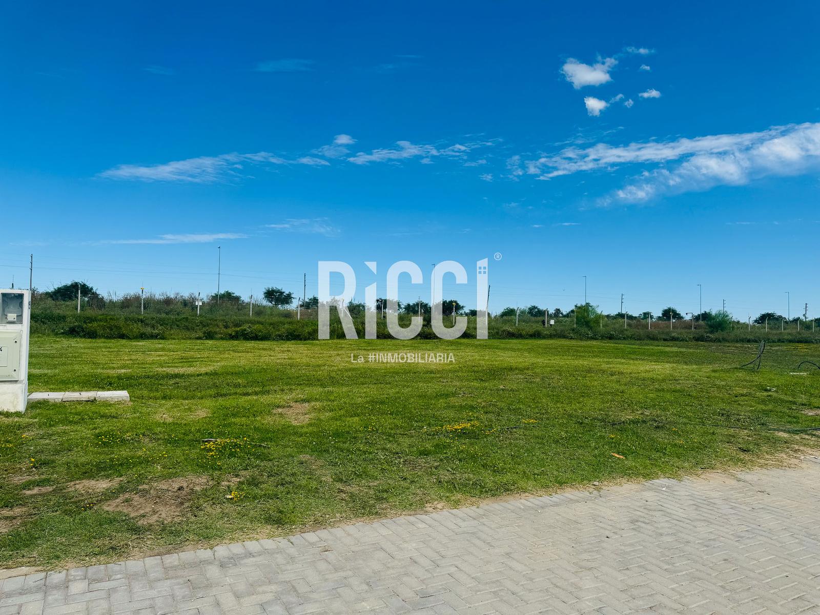 Foto Terreno en Venta en Pueblos del Plata Country Club, Guillermo E Hudson Lote en El Cano, Pueblos del plata, Hudson