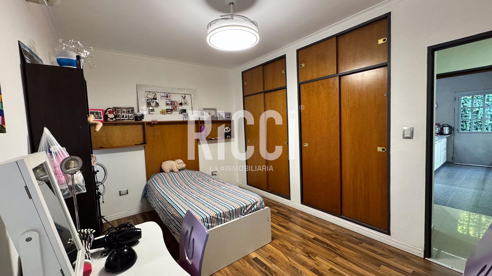 Foto Casa en Venta en Quilmes, G.B.A. Zona Sur Bernardo de Irigoyen  al 900