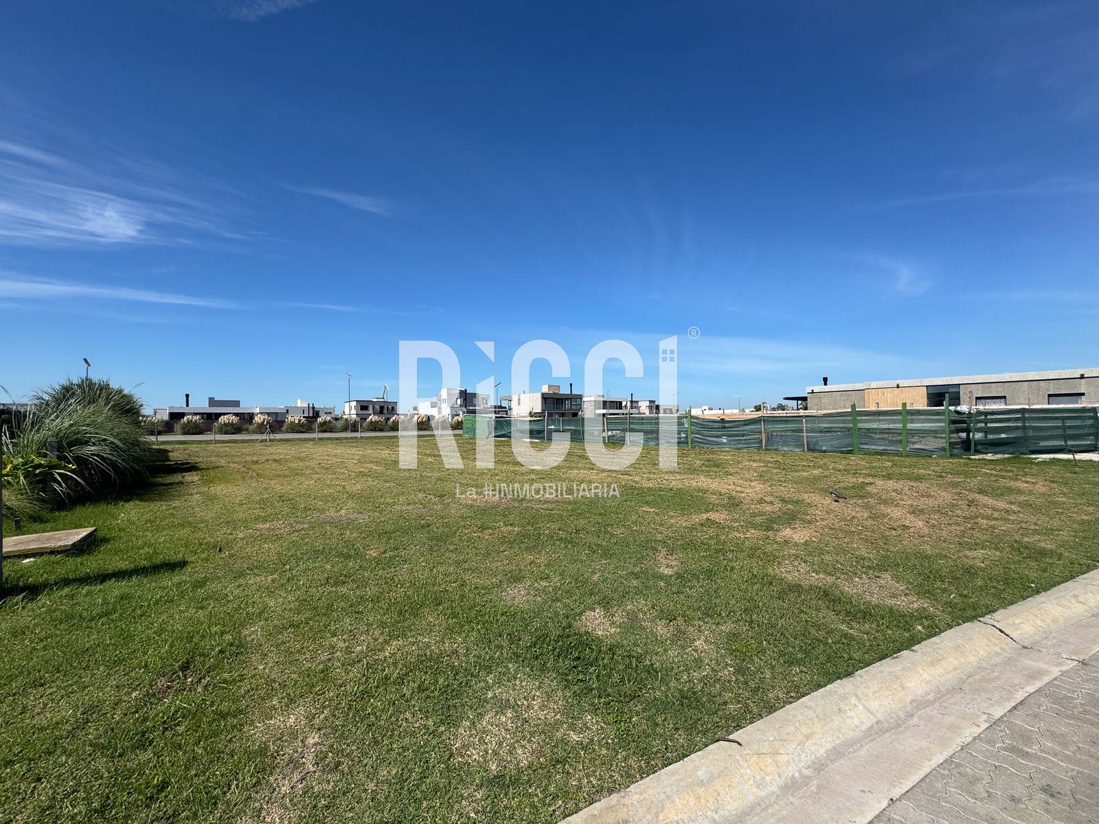 Foto Terreno en Venta en Villalobos, Guillermo E Hudson Lote en Villalobos, Pueblos del plata, Hudson
