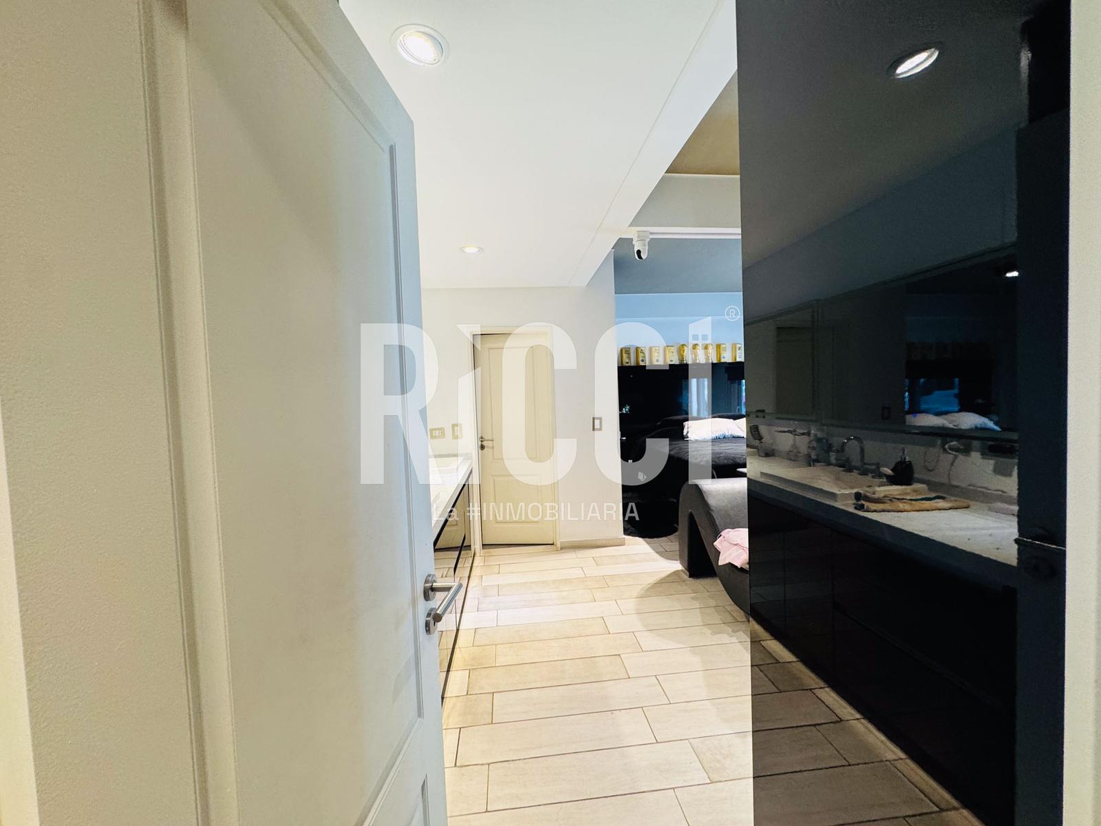 Foto Departamento en Venta en Ranelagh, Berazategui Av. Int. Nicolás Milazzo Ranelagh, Provincia de Buenos Aires al 200