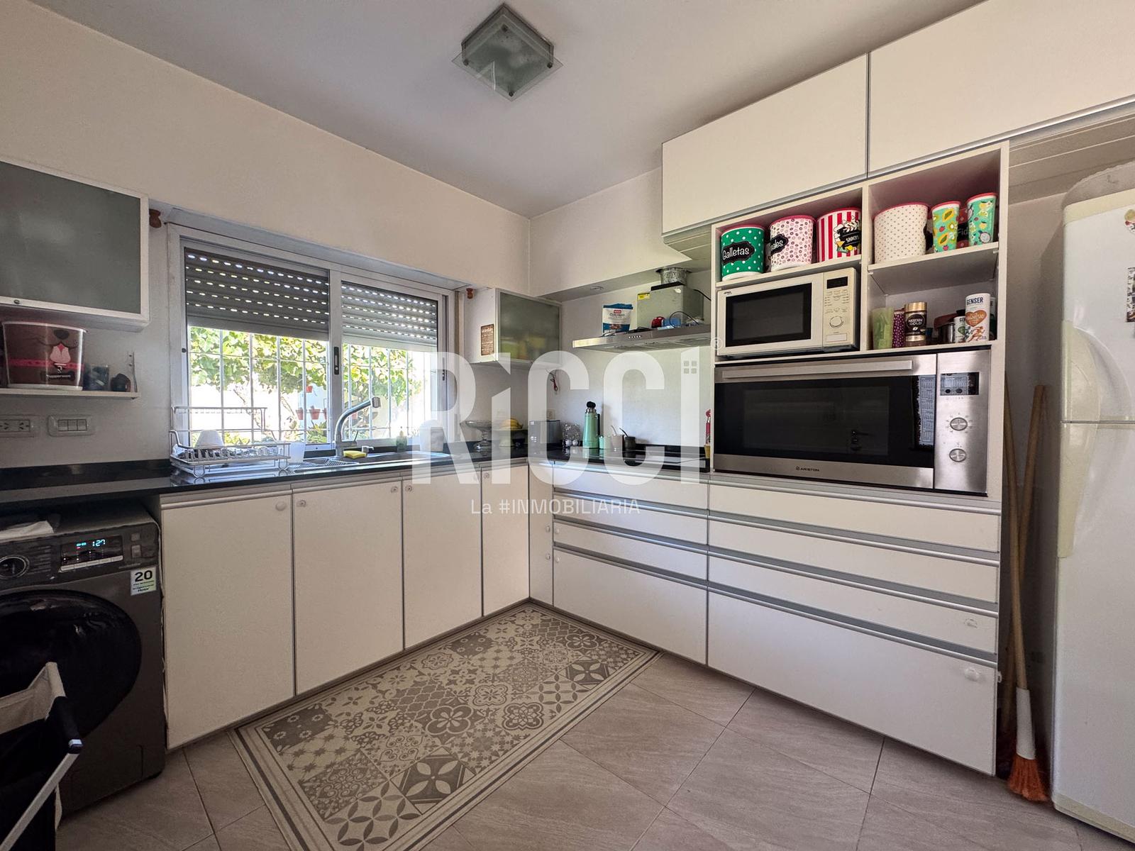 Foto Casa en Venta en Berazategui, Berazategui Casa 3 ambientes berazategui 