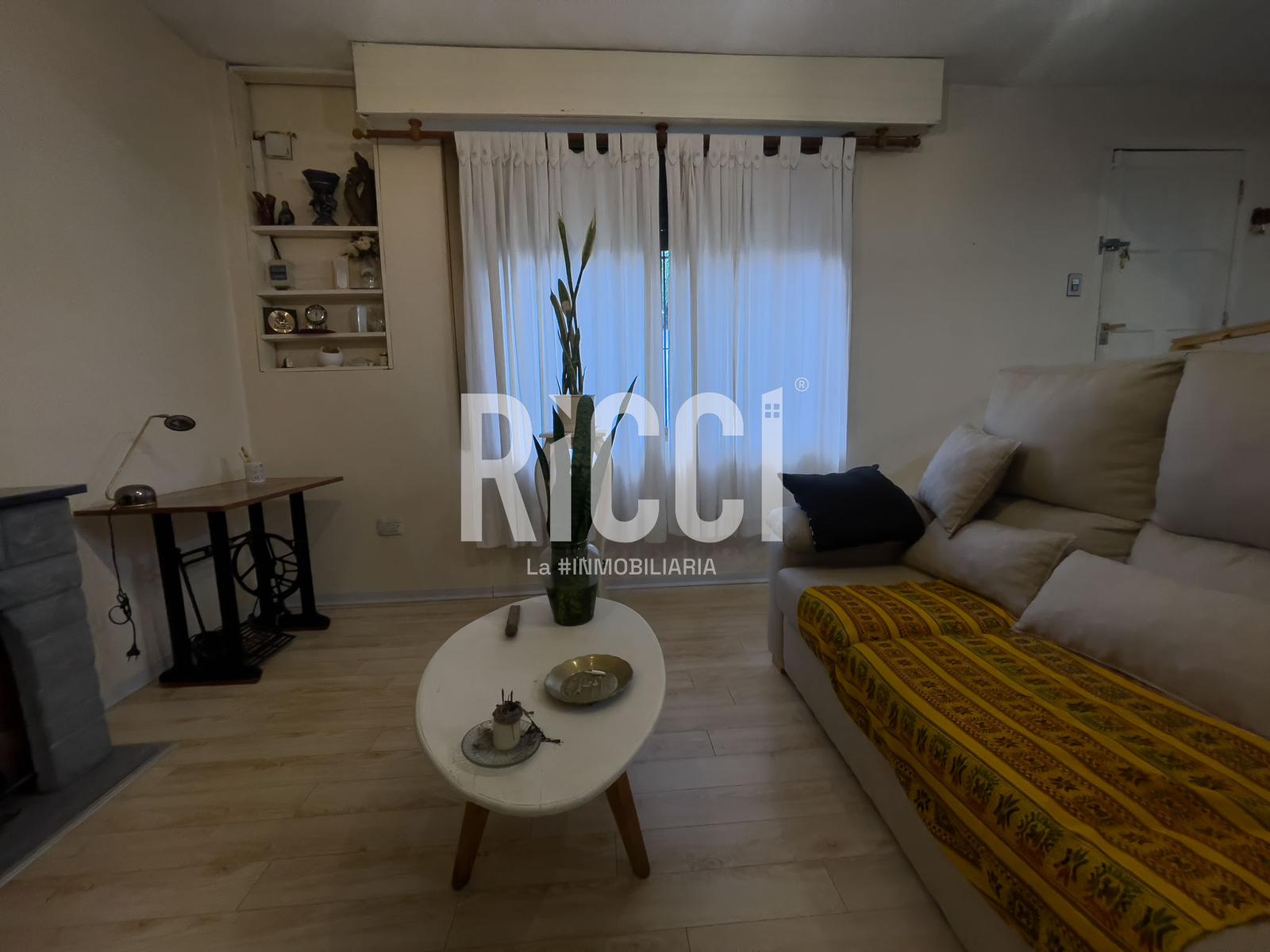 Foto Casa en Venta en Berazategui, Berazategui 19 al 4300