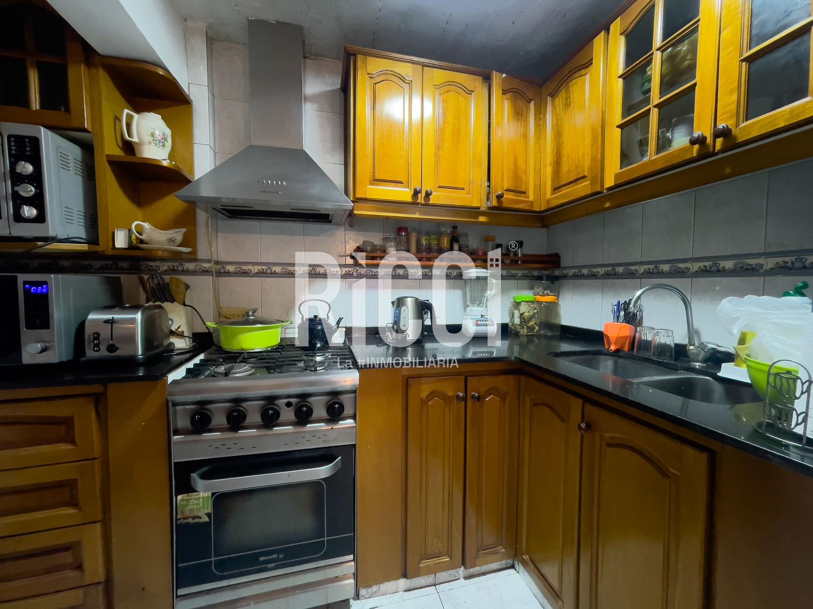 Foto Casa en Venta en Berazategui, Berazategui 19 al 4300