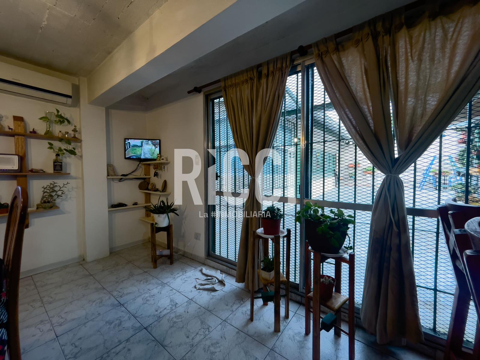 Foto Casa en Venta en Berazategui, Berazategui 19 al 4300