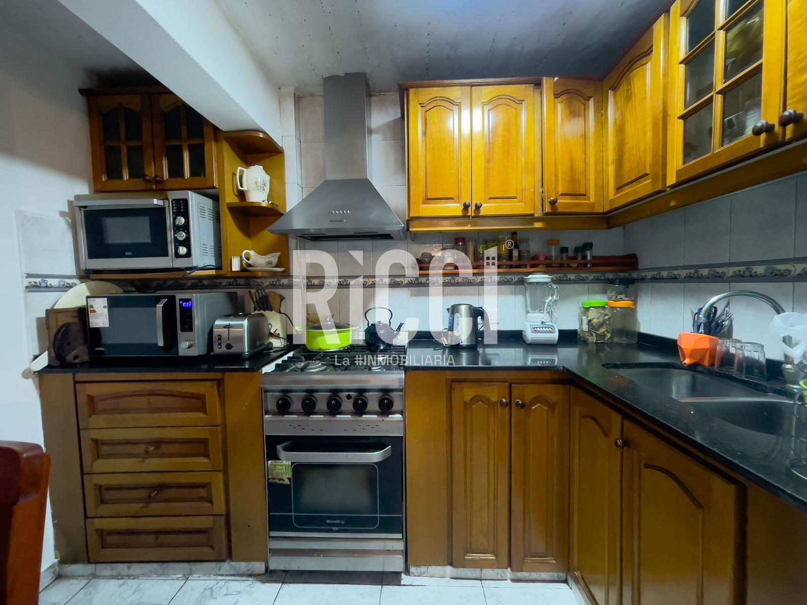 Foto Casa en Venta en Berazategui, Berazategui 19 al 4300