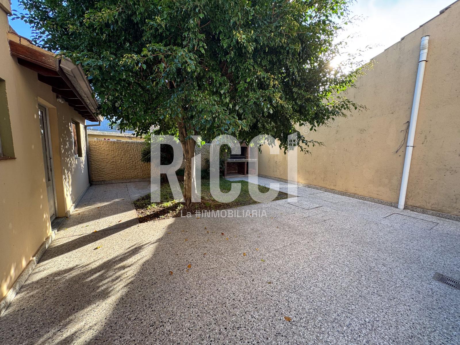 Foto Casa en Venta en Quilmes Oeste, Quilmes Casa 4 ambientes en 2 plantas Quilmes Oeste
