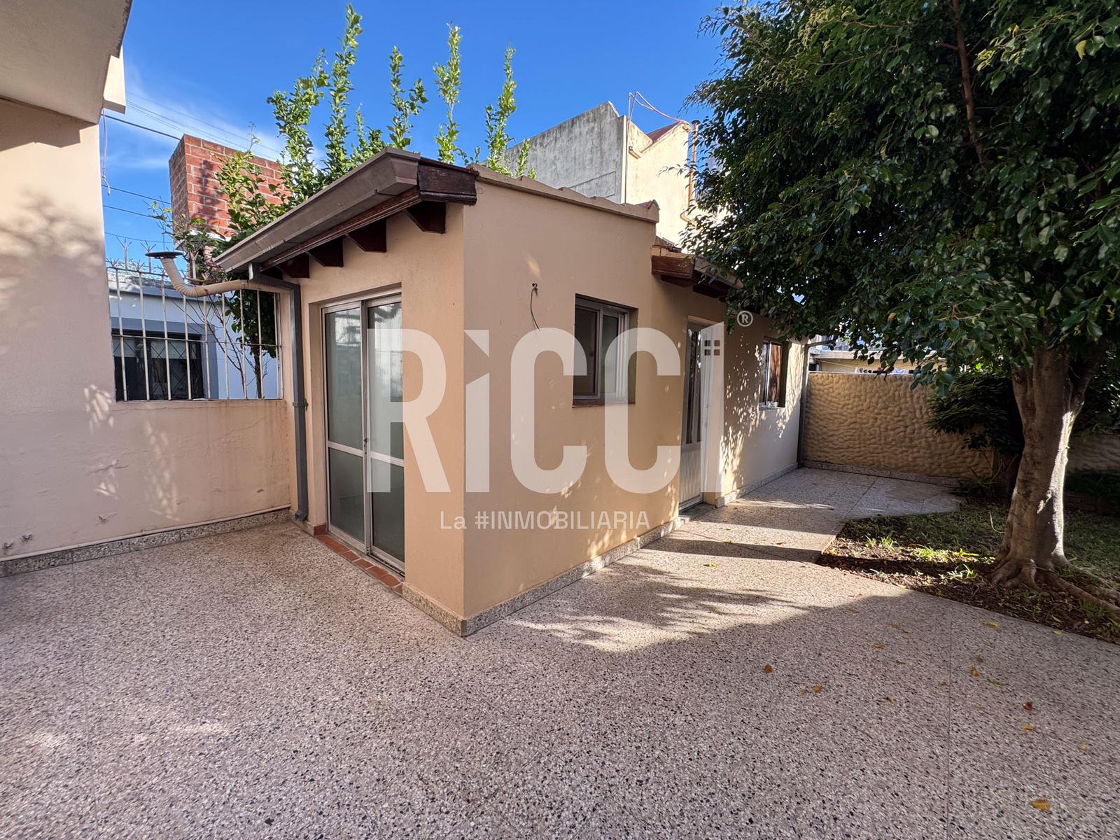 Foto Casa en Venta en Quilmes Oeste, Quilmes Casa 4 ambientes en 2 plantas Quilmes Oeste
