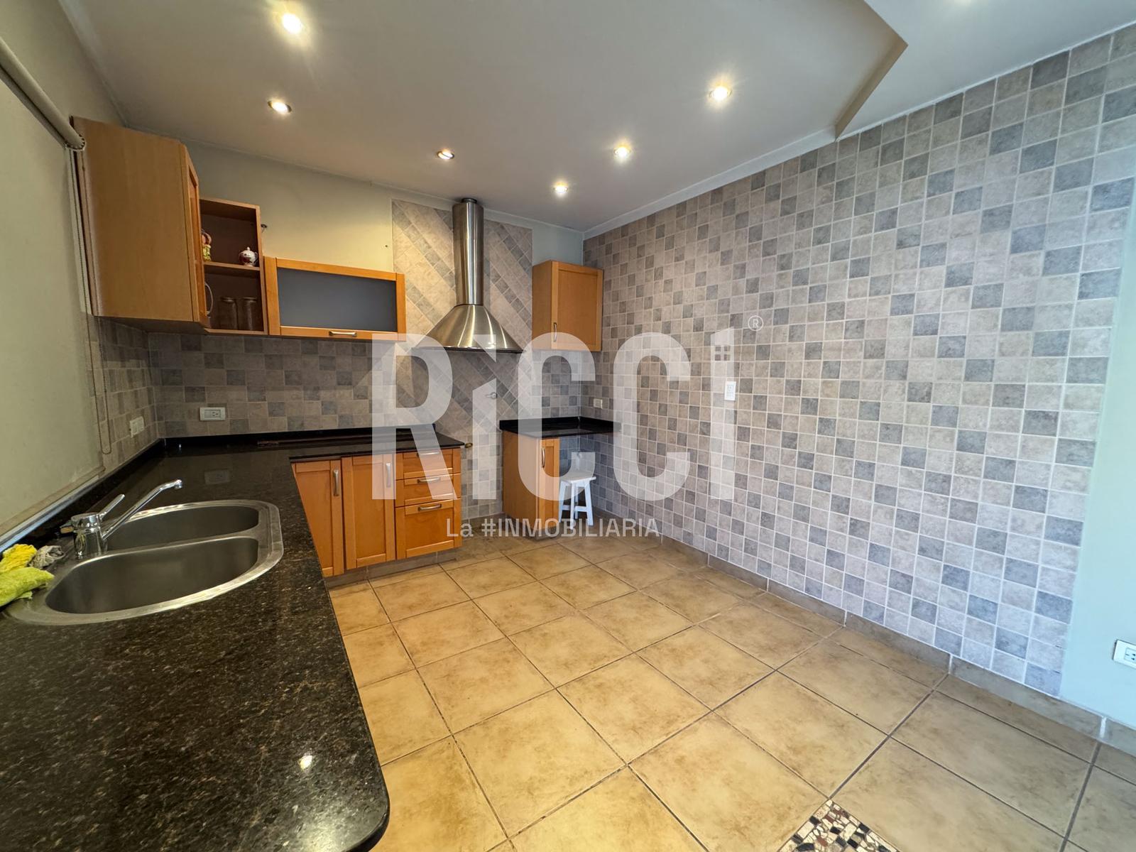 Foto Casa en Venta en Quilmes Oeste, Quilmes Casa 4 ambientes en 2 plantas Quilmes Oeste