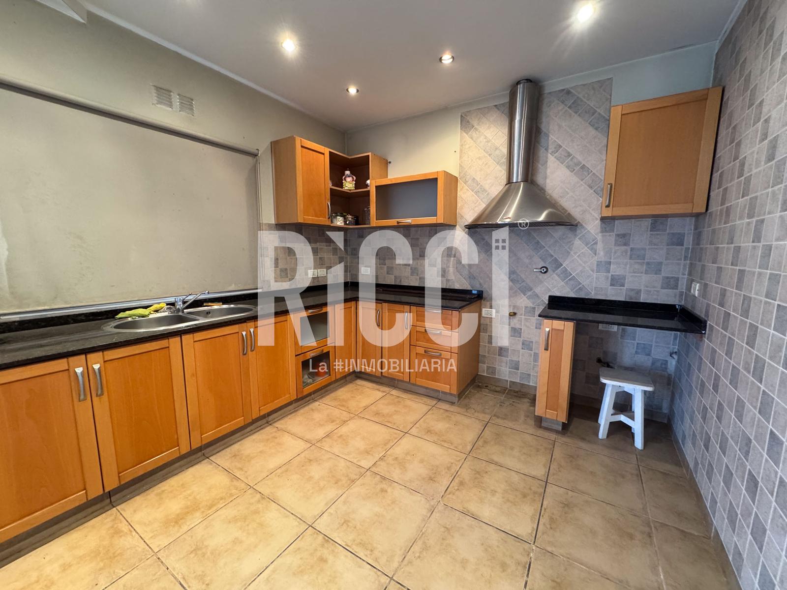 Foto Casa en Venta en Quilmes Oeste, Quilmes Casa 4 ambientes en 2 plantas Quilmes Oeste