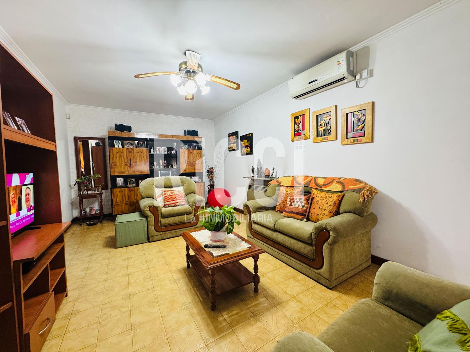 Foto Casa en Venta en Berazategui, G.B.A. Zona Sur Casa en Venta 3 ambientes Apta Crédito 