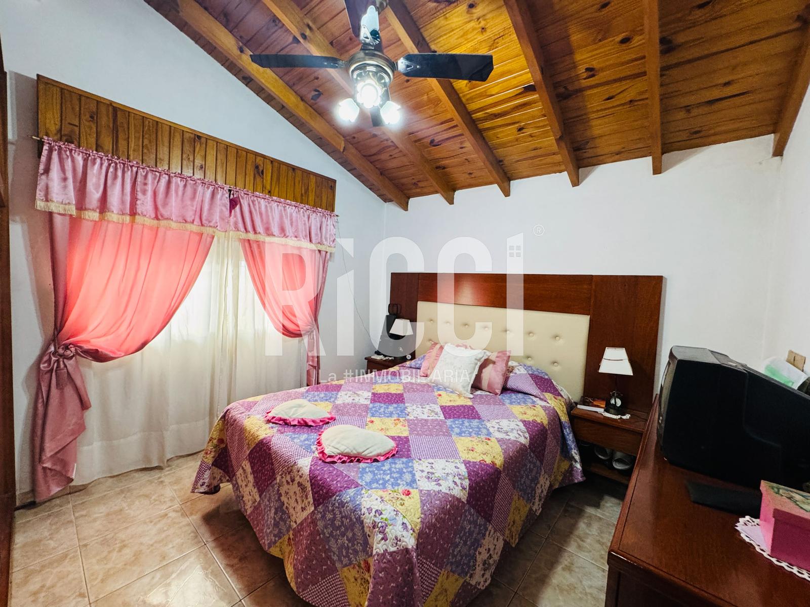 Foto Casa en Venta en Berazategui, G.B.A. Zona Sur Casa en Venta 3 ambientes Apta Crédito 