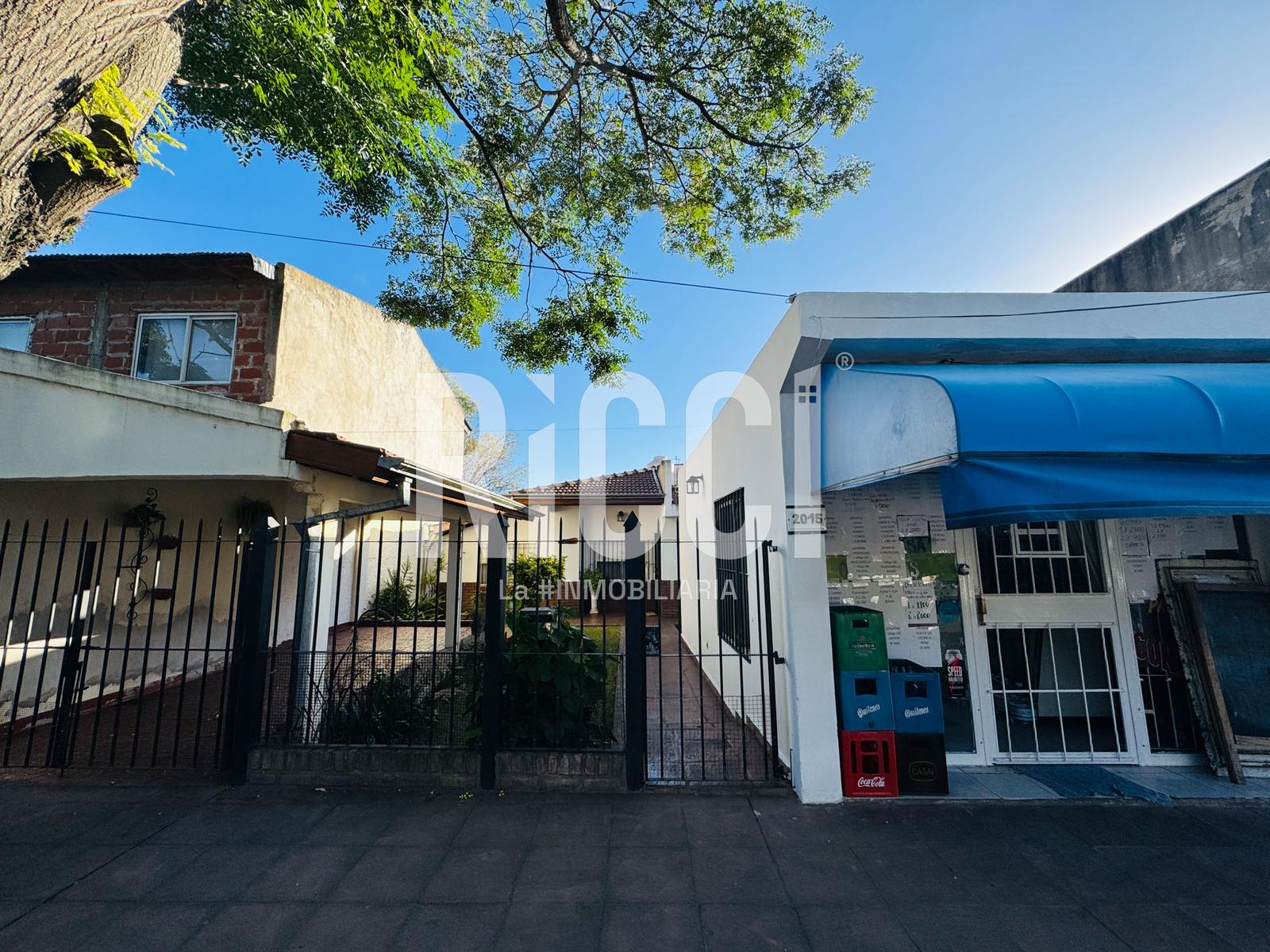 Foto Casa en Venta en Berazategui, G.B.A. Zona Sur Casa en Venta 3 ambientes Apta Crédito 