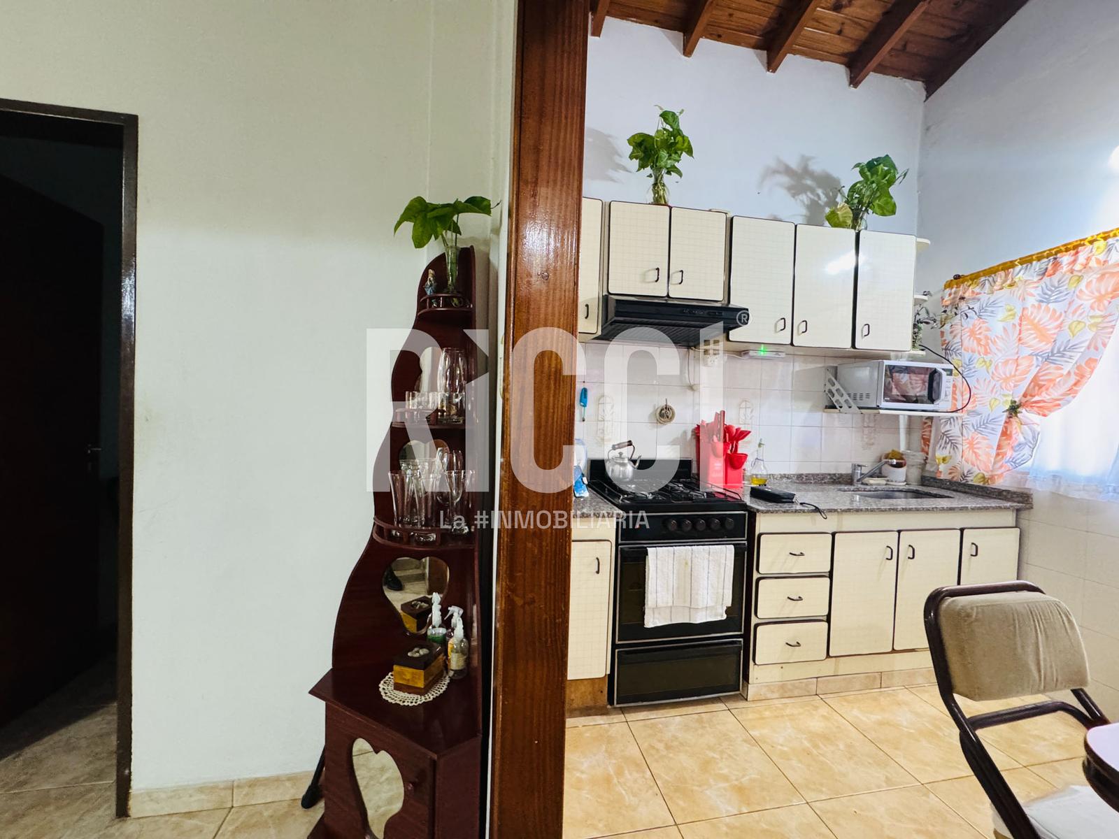 Foto Casa en Venta en Berazategui, G.B.A. Zona Sur Casa en Venta 3 ambientes Apta Crédito 