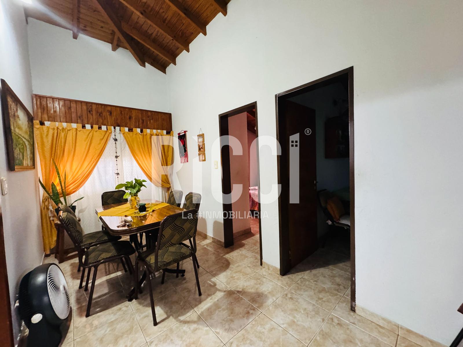Foto Casa en Venta en Berazategui, G.B.A. Zona Sur Casa en Venta 3 ambientes Apta Crédito 