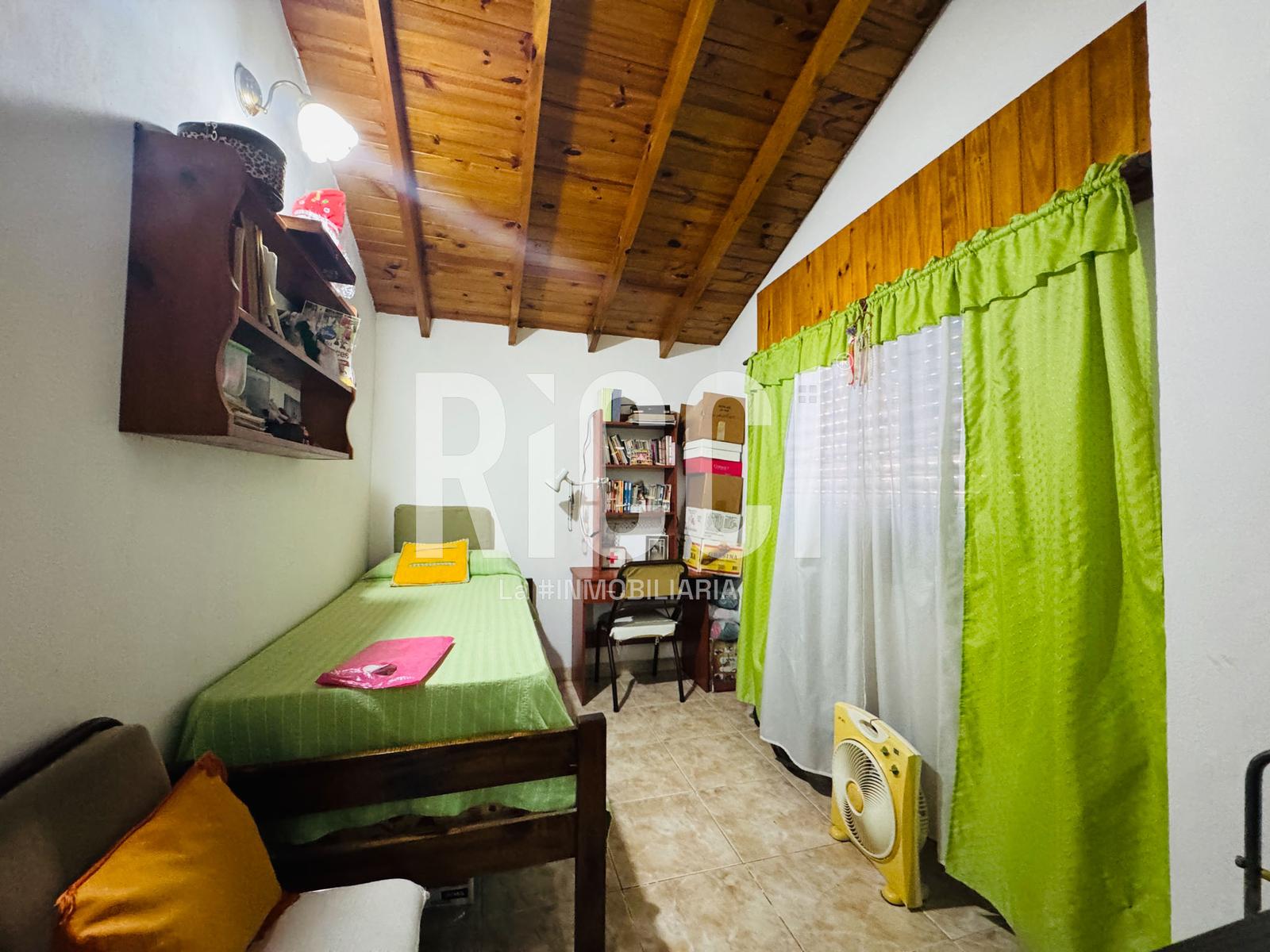 Foto Casa en Venta en Berazategui, G.B.A. Zona Sur Casa en Venta 3 ambientes Apta Crédito 
