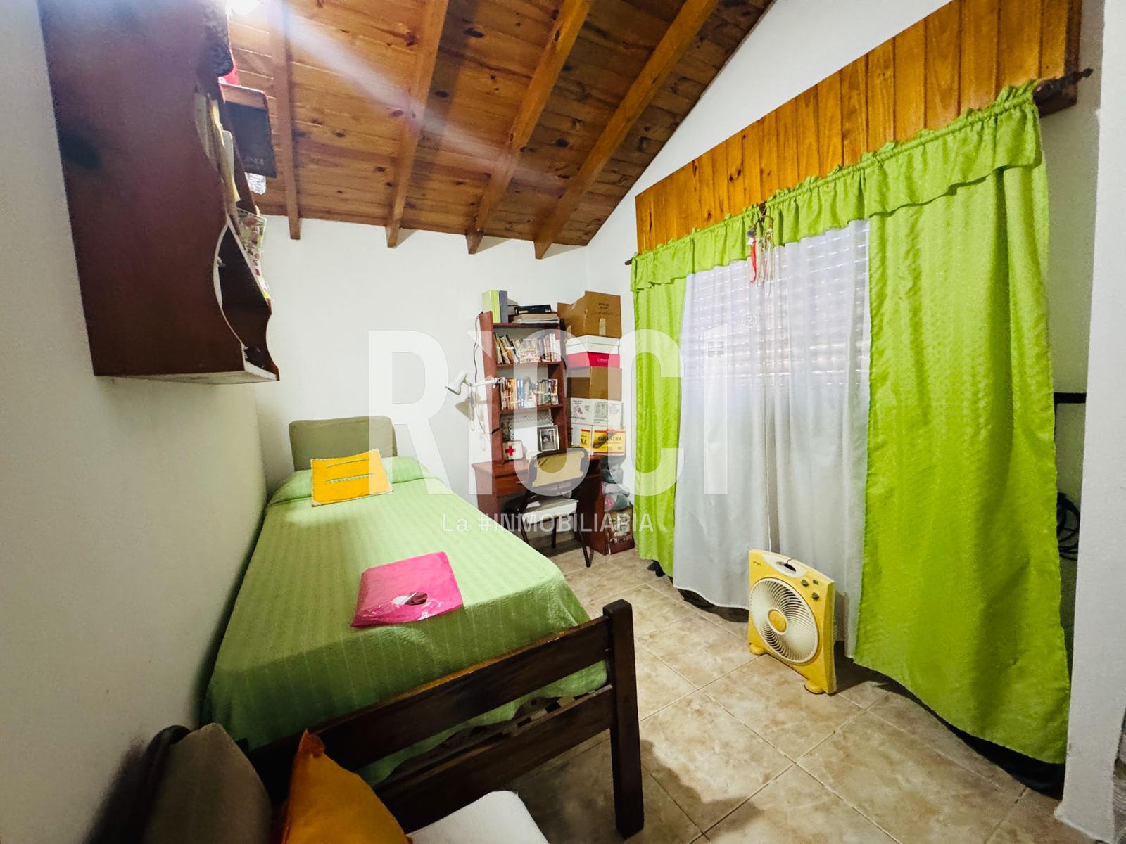 Foto Casa en Venta en Berazategui, G.B.A. Zona Sur Casa en Venta 3 ambientes Apta Crédito 