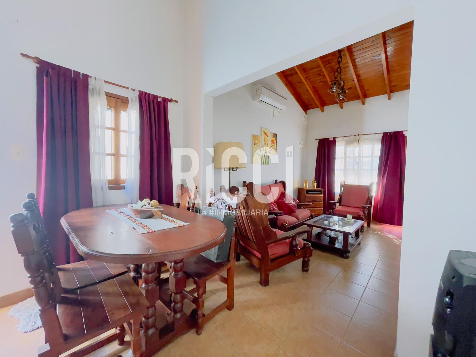 Foto Casa en Venta en Berazategui, Berazategui 153 al 1900