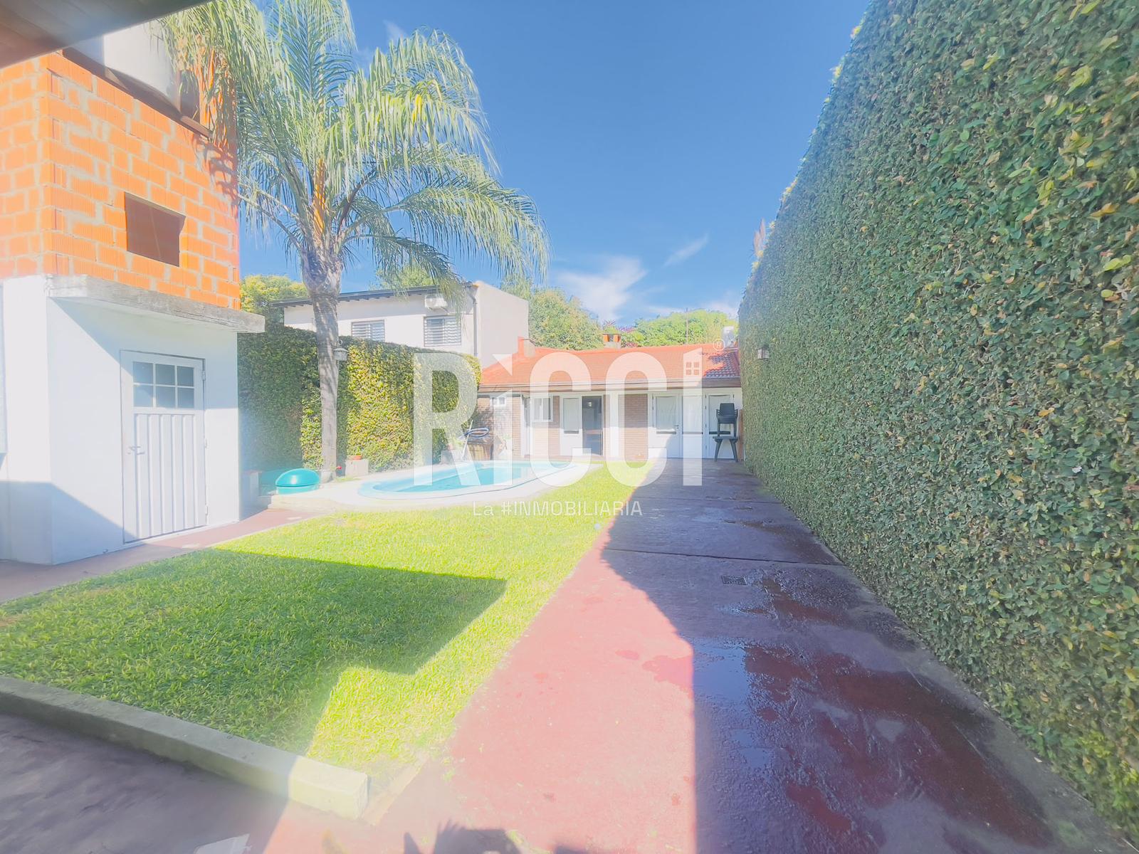 Foto Casa en Venta en Berazategui, Berazategui 153 al 1900