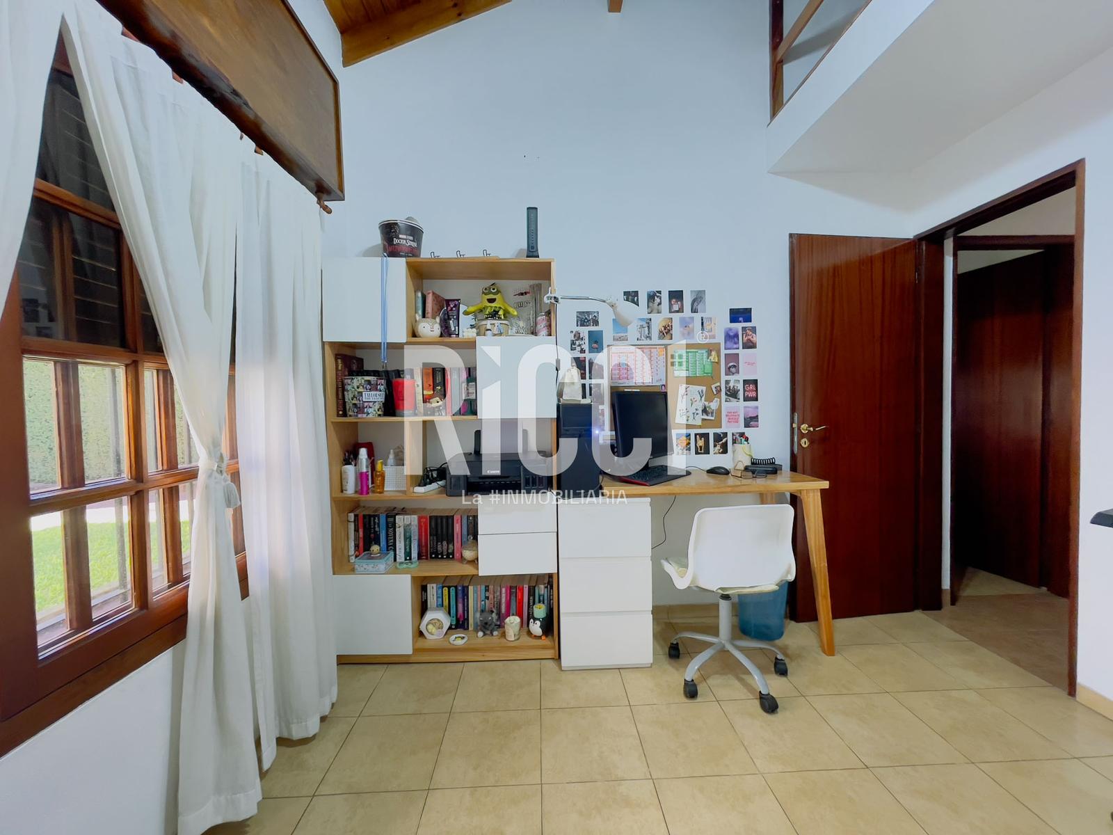 Foto Casa en Venta en Berazategui, Berazategui 153 al 1900