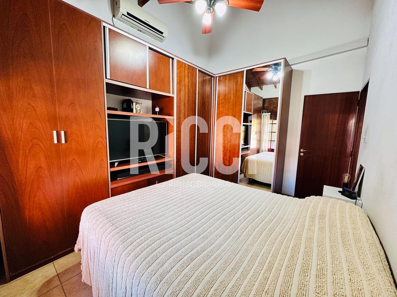 Foto Casa en Venta en Berazategui, Berazategui 153 al 1900