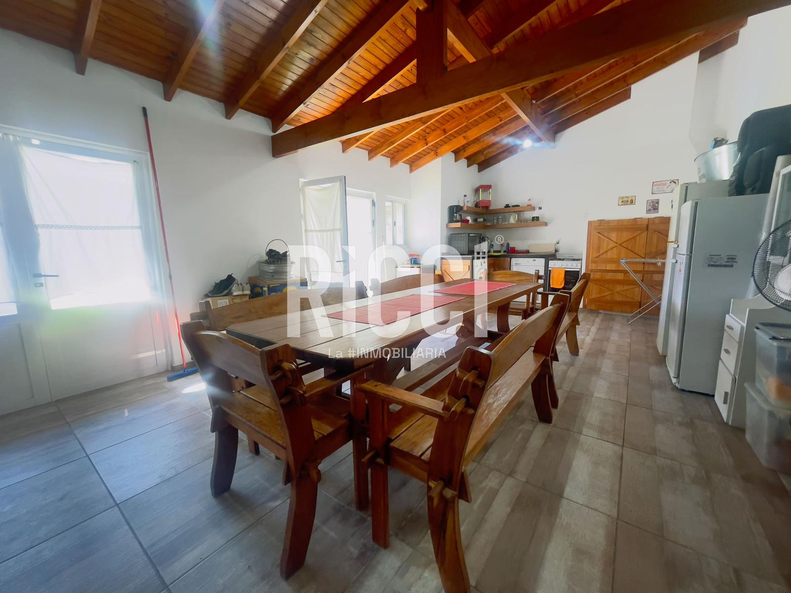 Foto Casa en Venta en Berazategui, Berazategui 153 al 1900