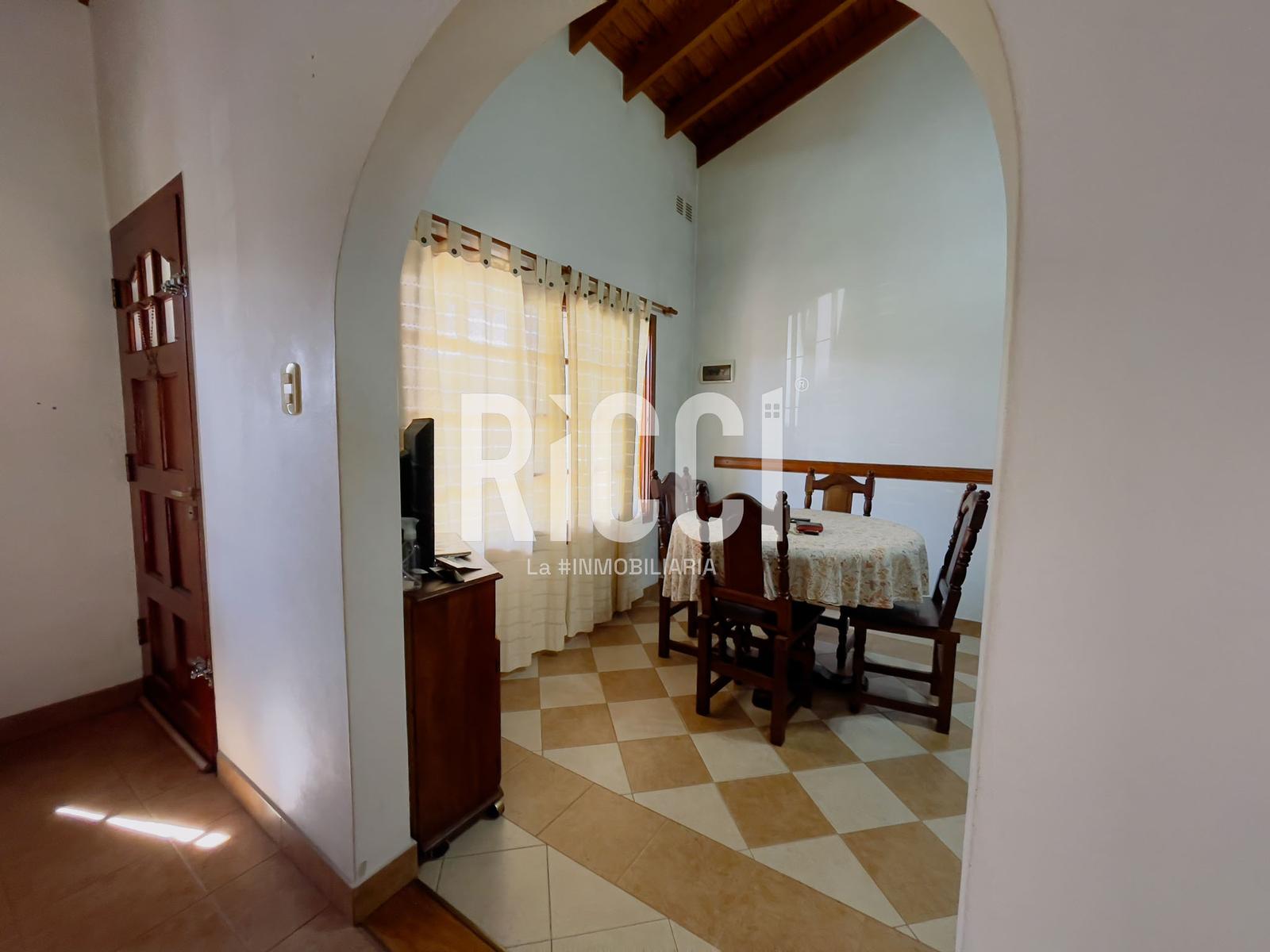 Foto Casa en Venta en Berazategui, Berazategui 153 al 1900