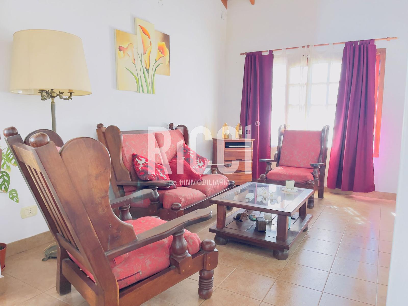 Foto Casa en Venta en Berazategui, Berazategui 153 al 1900