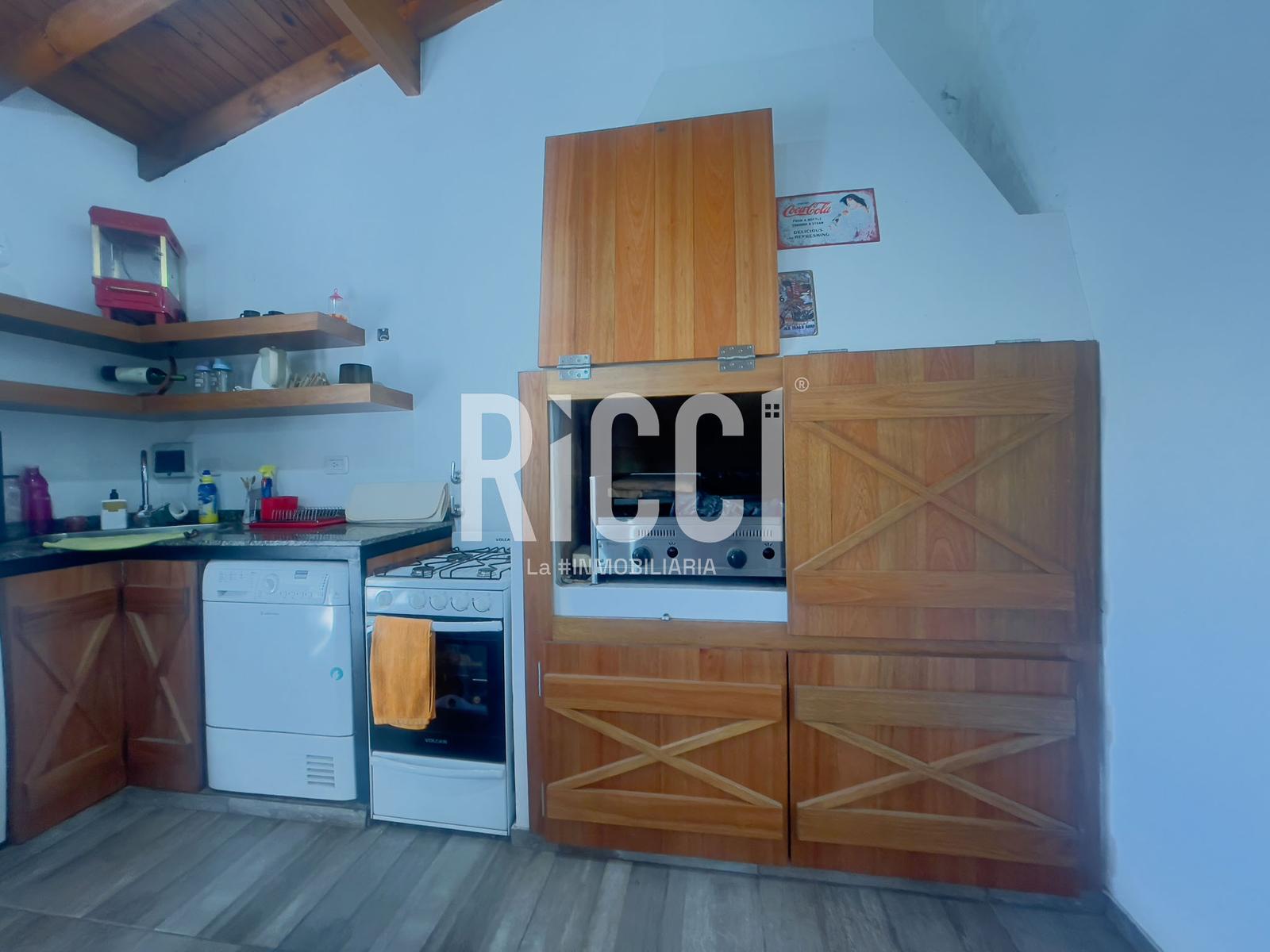 Foto Casa en Venta en Berazategui, Berazategui 153 al 1900