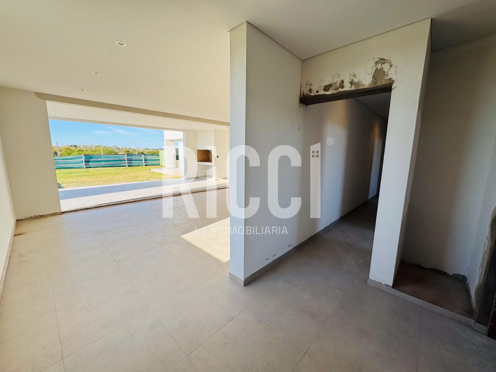 Foto Casa en Venta en Villalobos, Guillermo E Hudson Casa 4 ambientes en venta Villalobos Hudson