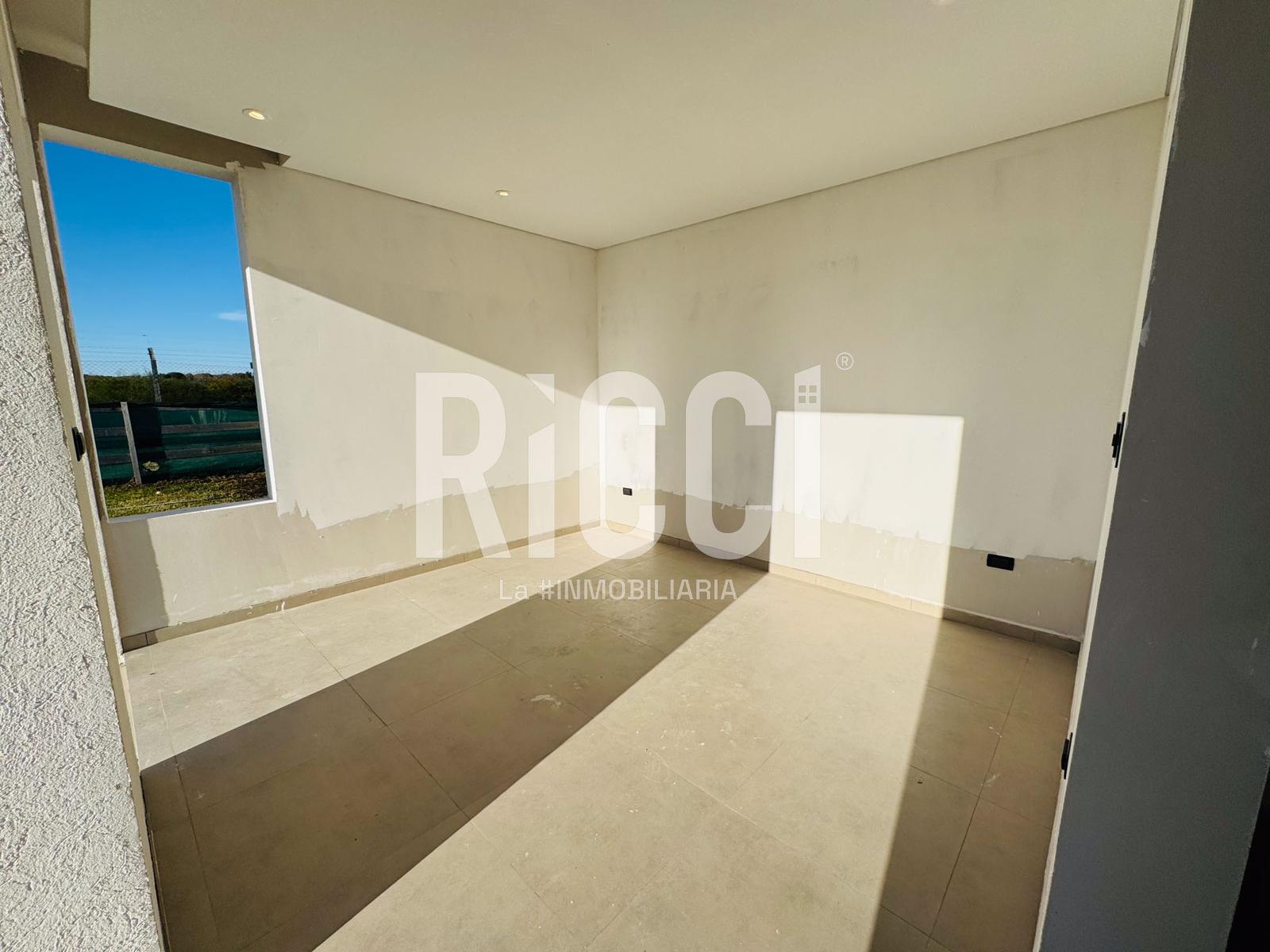 Foto Casa en Venta en Villalobos, Guillermo E Hudson Casa 4 ambientes en venta Villalobos Hudson