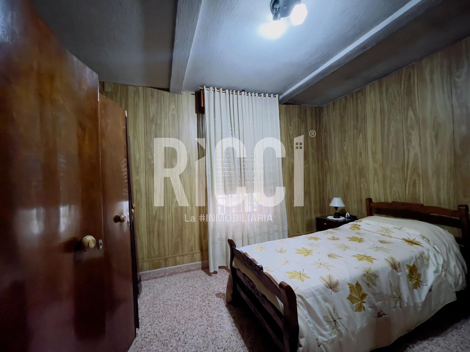 Foto Casa en Venta en Berazategui, Berazategui 147 al 2200