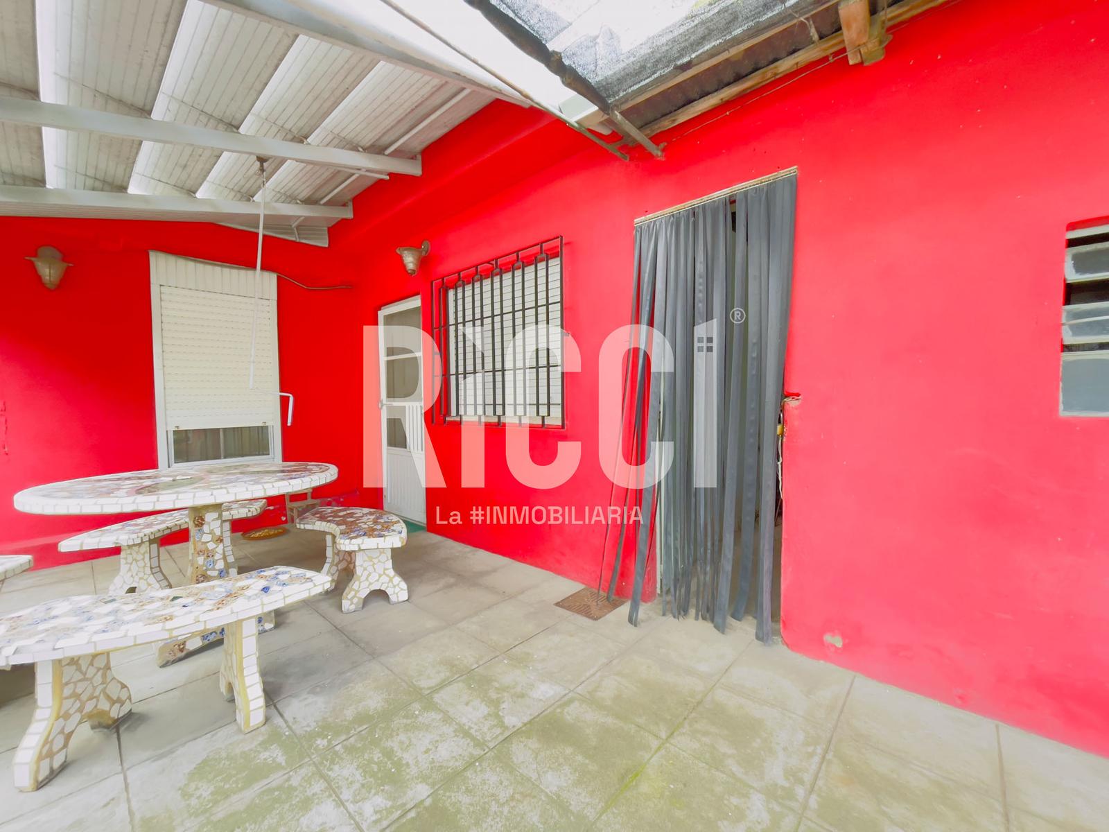 Foto Casa en Venta en Berazategui, Berazategui 147 al 2200