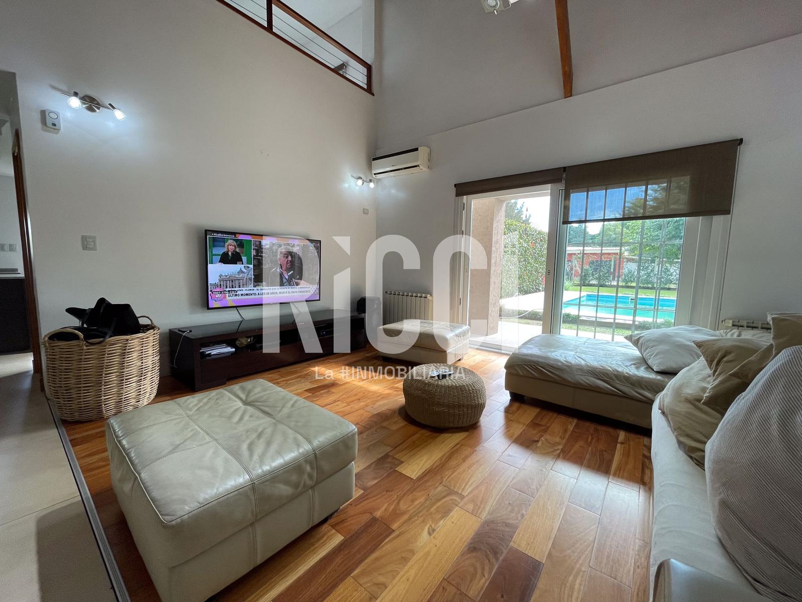 Foto Casa en Venta en Centro Agricola El Pato, Berazategui 539  al 217