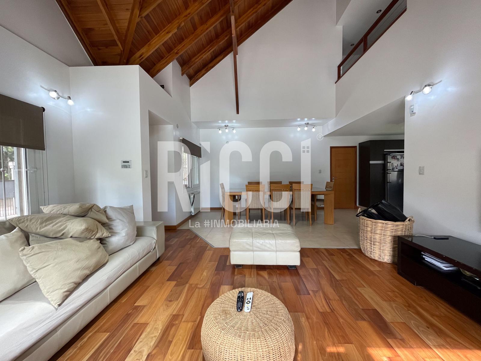 Foto Casa en Venta en Centro Agricola El Pato, Berazategui 539  al 217