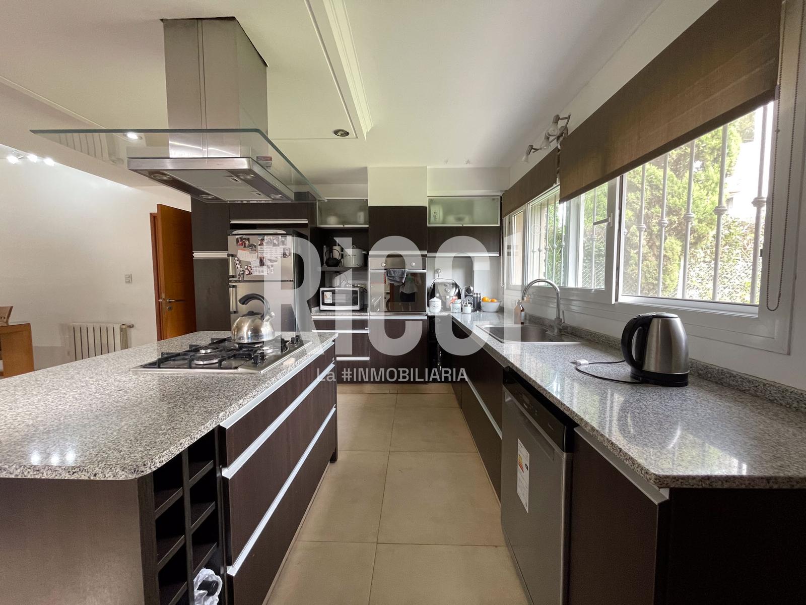 Foto Casa en Venta en Centro Agricola El Pato, Berazategui 539  al 217