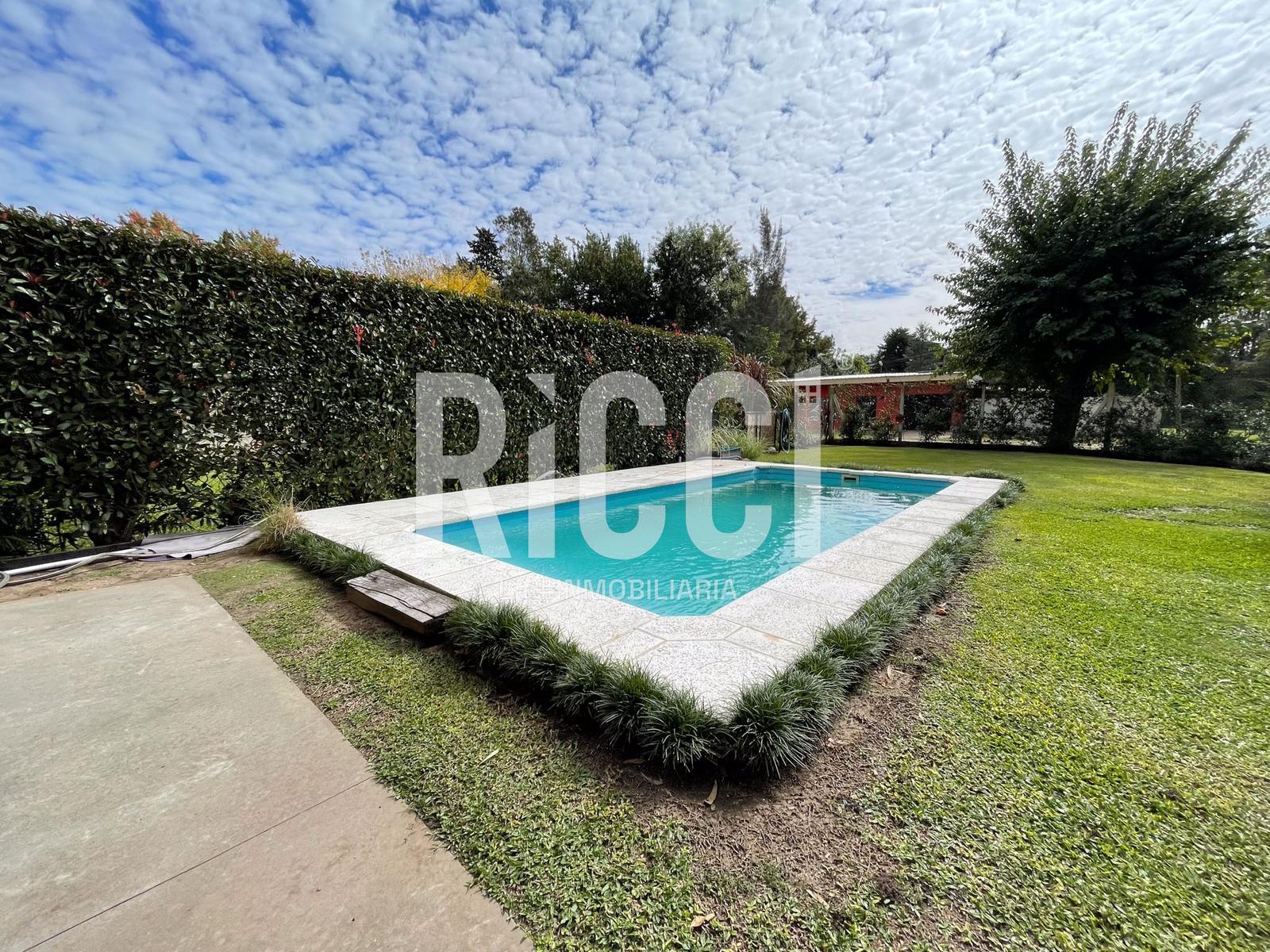Foto Casa en Venta en Centro Agricola El Pato, Berazategui 539  al 217