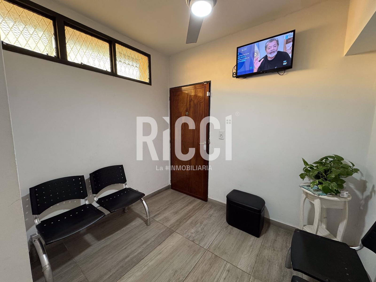 Foto Casa en Venta en Berazategui, Berazategui Casa en venta 6 ambientes Berazategui Apto credito