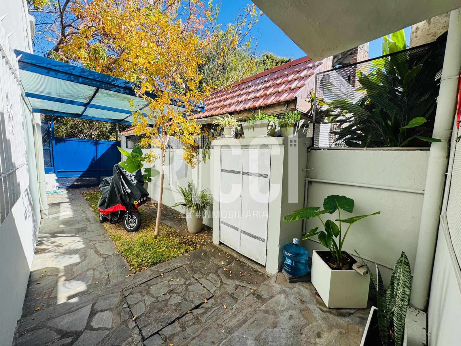 Foto Casa en Venta en Berazategui, G.B.A. Zona Sur 141 al 1500