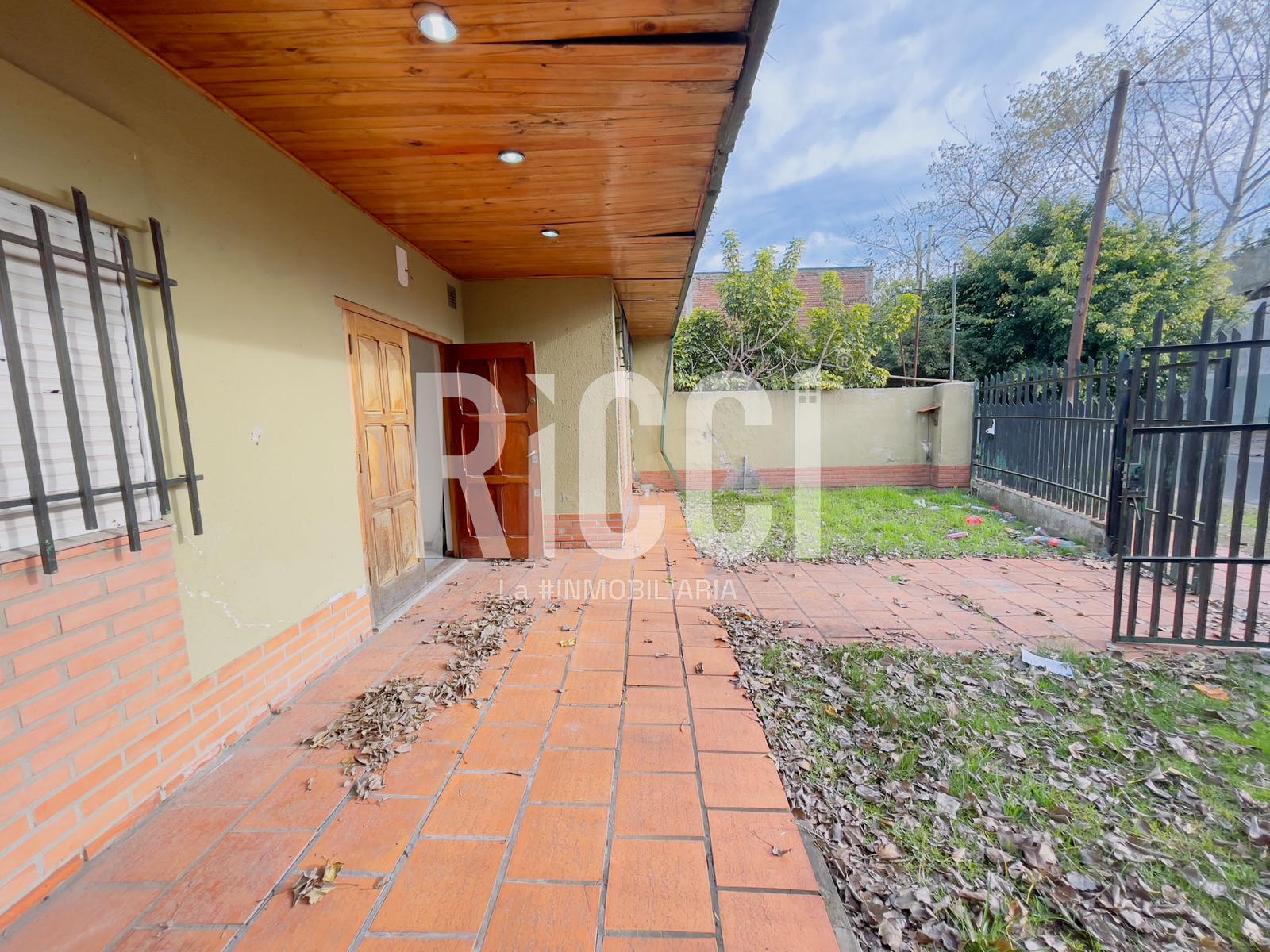 Foto Local en Venta en Berazategui, Berazategui 22 al 5300