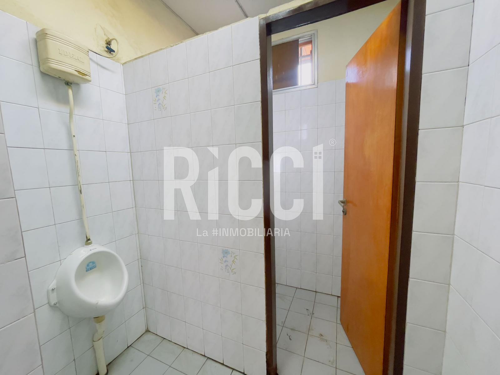 Foto Local en Venta en Berazategui, Berazategui 22 al 5300