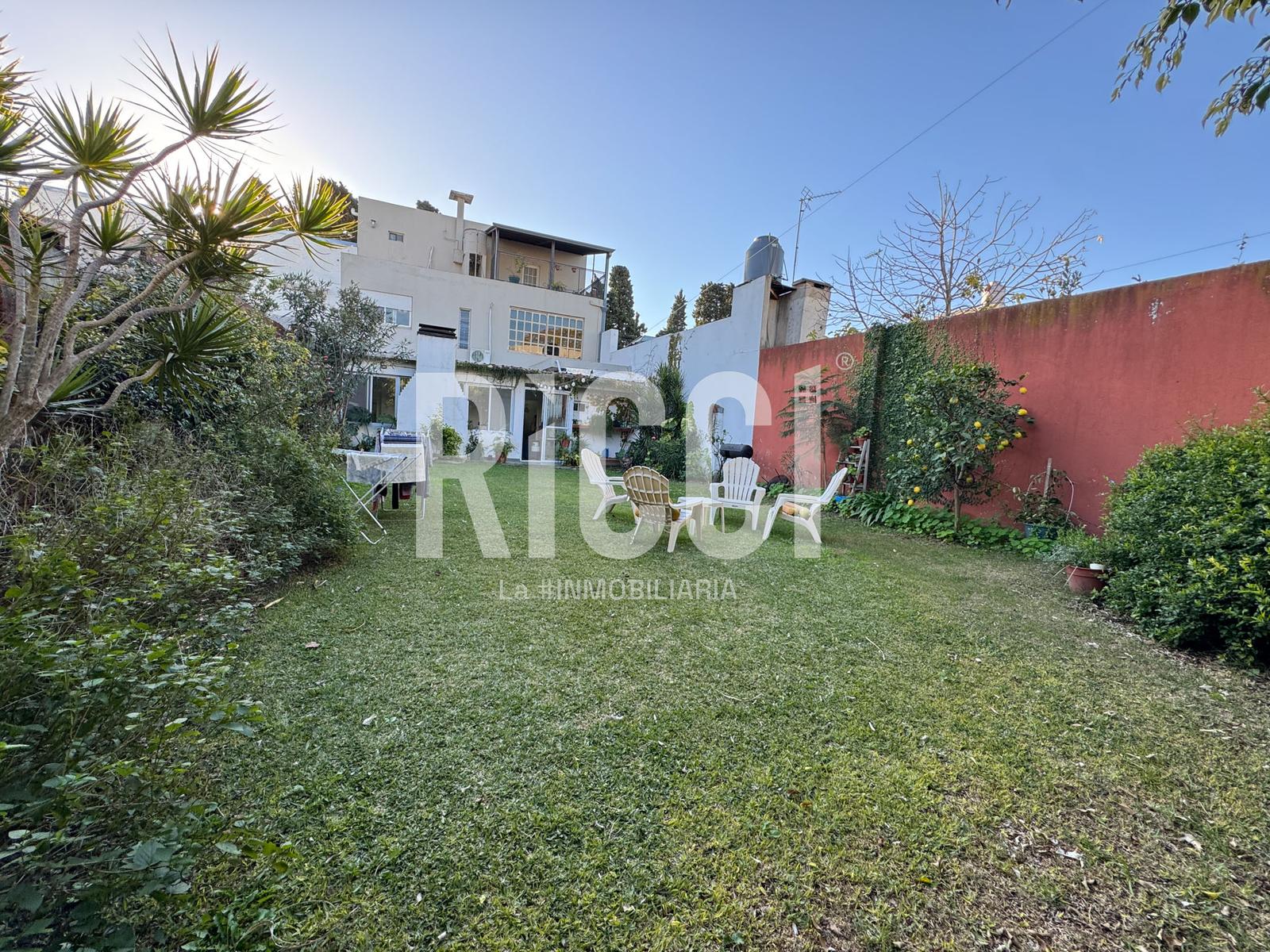 Foto Casa en Venta en Berazategui, Berazategui calle 5  al 5100